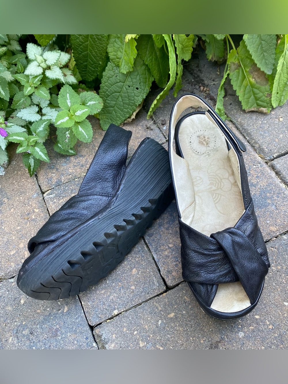 Fly London Yakin Black Leather Knot Wedge Slingback Sandals 38 Fall Sale